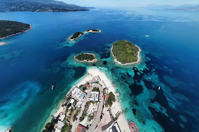 Speedboat Tour Swimming in the Five Island of Ksamil - The twin islands are built for a long swim