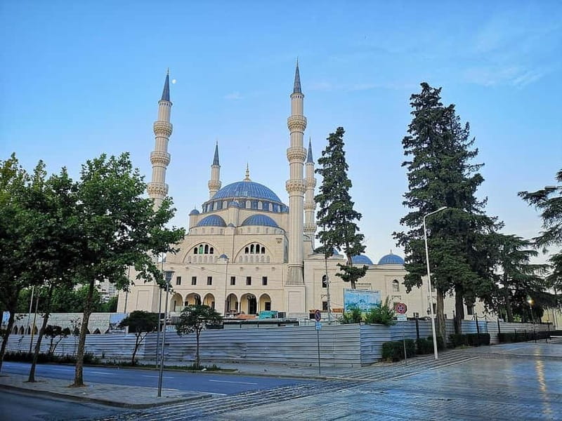 Tirana: 2 Hour Guided Hidden Treasures Sightseeing Tour - Skanderbeg Square and the Center of Tirana