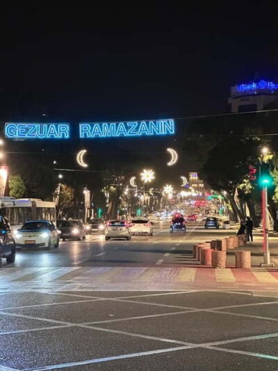 Tirana Center: Magic Walking Tour French/Italian/English Etc