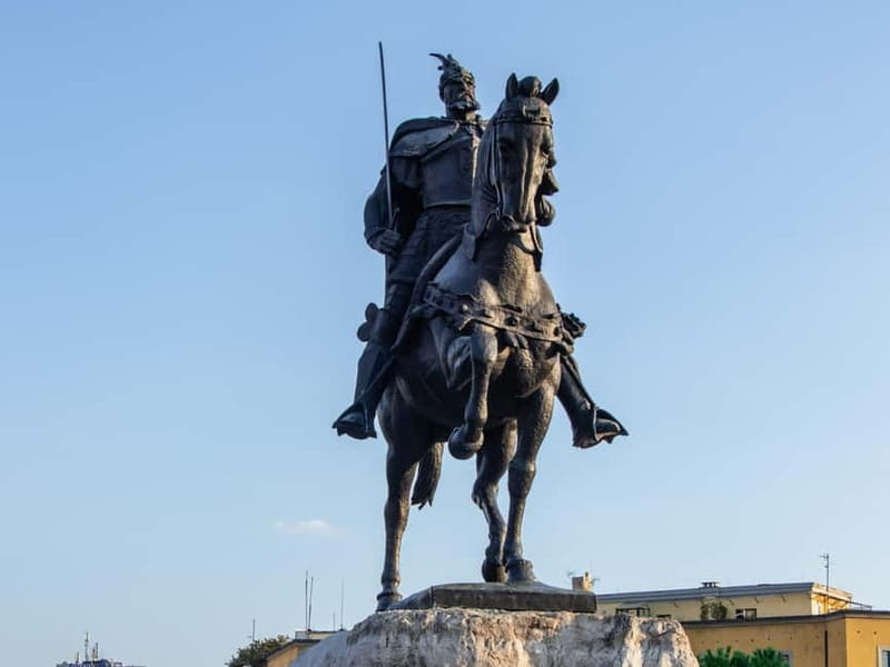 Tirana City & Food Tour - Meals Included (small group) - Who should book this experience?