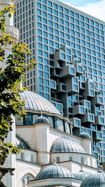 Tirana:Communist History & Modern City Tour with Local Guide - Bunk’Art and the stories beyond guidebooks