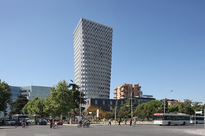 Tirana: Street Art & Modern Architecture Tour - Why the two-hour length works