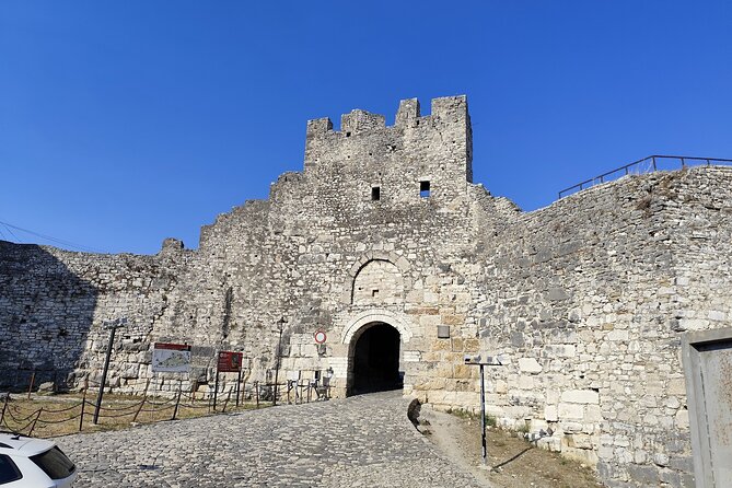 Tirana to Berat By Eden: Private day trip - Leaving Tirana at 9:00 am