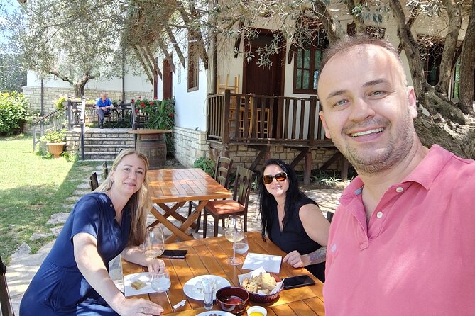 Tirana to Berat By Eden: Private day trip - First look at Berat Castle