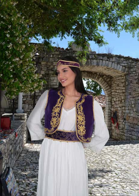 Tirana: Traditional Photoshoot in Albanian Costumes - Why This Tirana Photo Session Feels Different