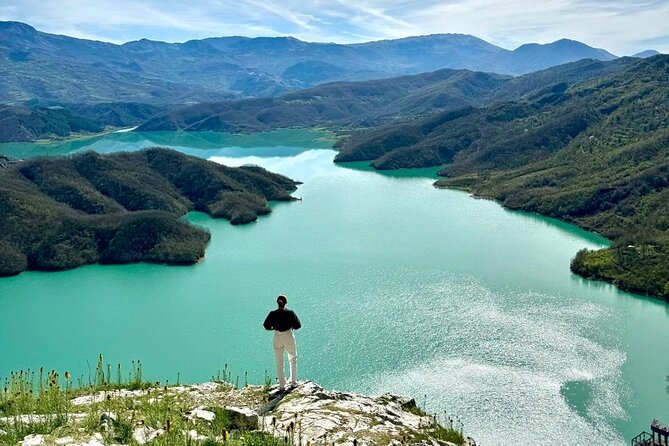 Tirane/Durres: Lake Bovilla & Kruja Castle with 4x4 Offroad Tour - A Coffee Break with a View