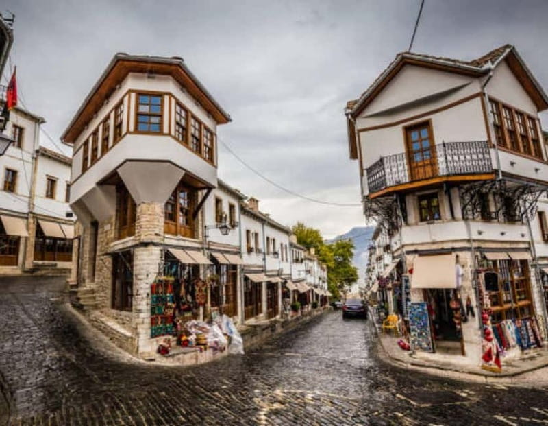 Tour and guide Blue Eye- Gjirokaster - The Blue Eye’s cold spring and clear pool