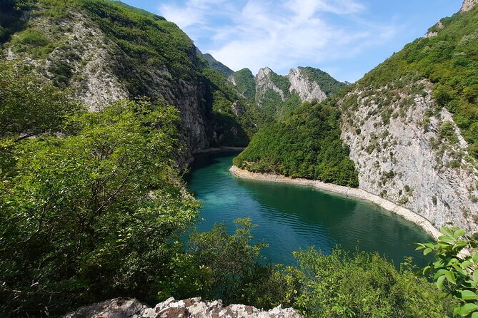Tour of Komani, Valbona, Thethi, Blue Eye in three days - Why this three-day route works