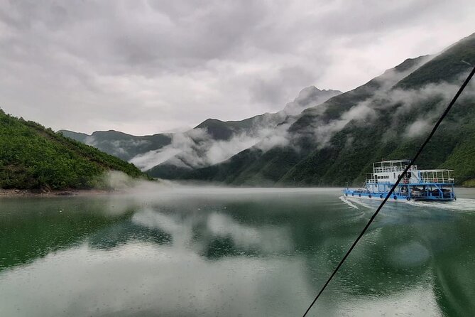 Tour of Komani, Valbona, Thethi, Blue Eye in three days - Rragami Waterfall and the physical test of Valbona Pass