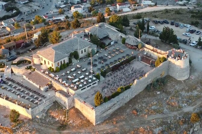 Tour to Blue Eye and Lekursi Castle from Saranda - Guides make the biggest difference
