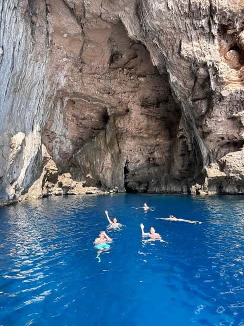 Vlore: Grama Bay & Karaburun Caves 8-Hour Speedboat Tour - Grama Bay, two hours for swimming and the hill walk