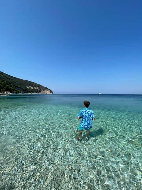 Vlorë: Sazan Island, Haxhi Ali Cave, and Karaburun Boat Tour - Haxhi Ali Cave and the pirate story