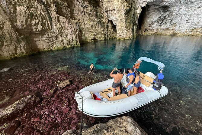 Vlore Speedboat Tour to Haxhi Ali Cave Karaburun Beach - Meeting the boat in Vlore