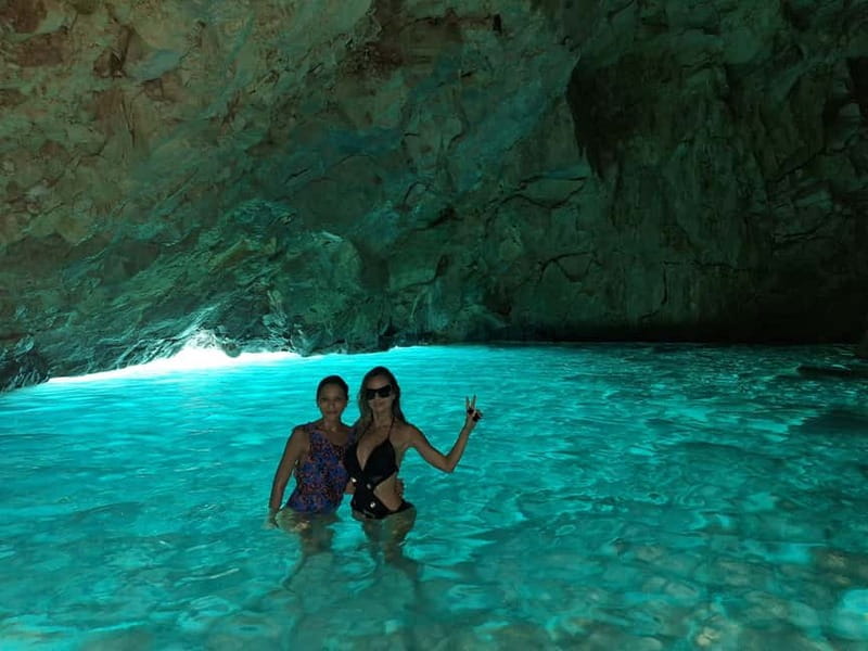 Vlorë: Speedboat Trip to Grama Bay w/ Snorkeling & Swimming - The return along Karaburun’s cliffs